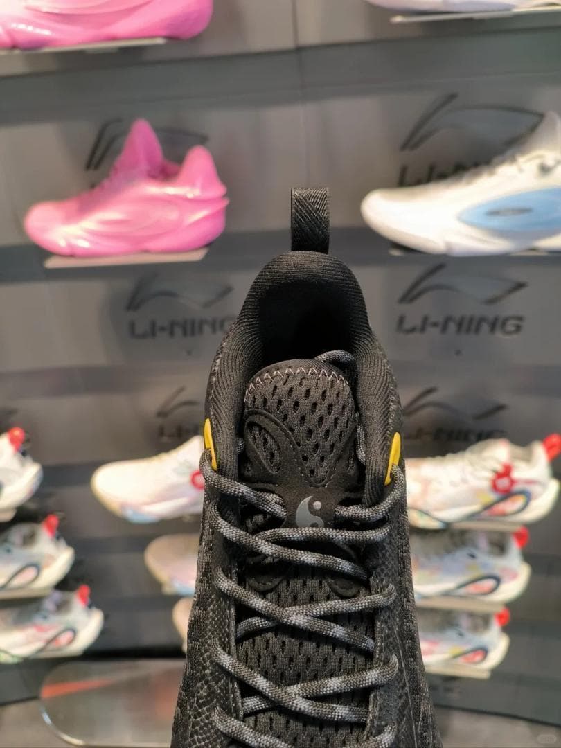 シューズ(男性用) WOW The Dlo1 US9