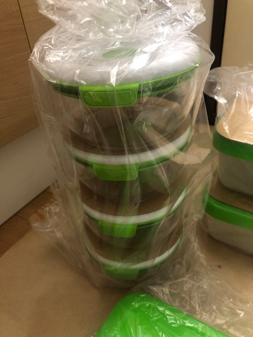 未使用　真空保存器　フォーサ 角型5点セットと真空コンテナ(小)4個セット