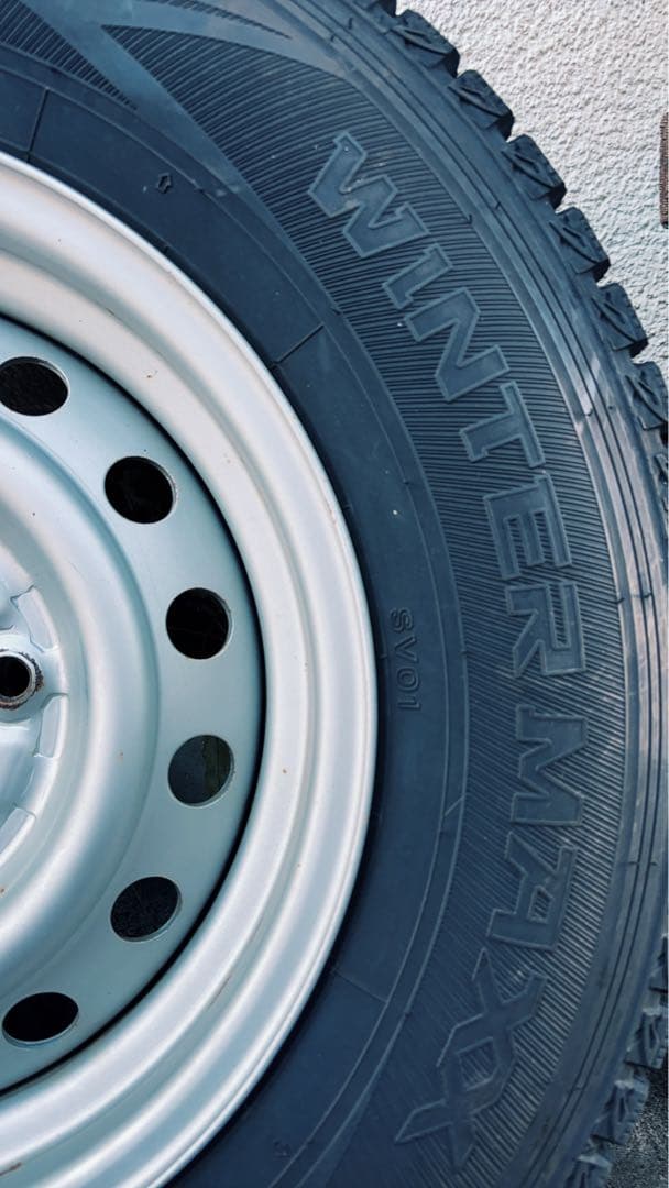 DUNLOP studless 2022年製　状態良好