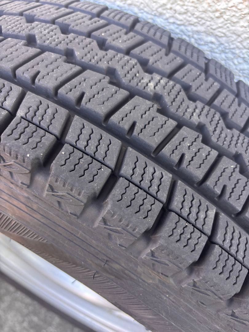 DUNLOP studless 2022年製　状態良好