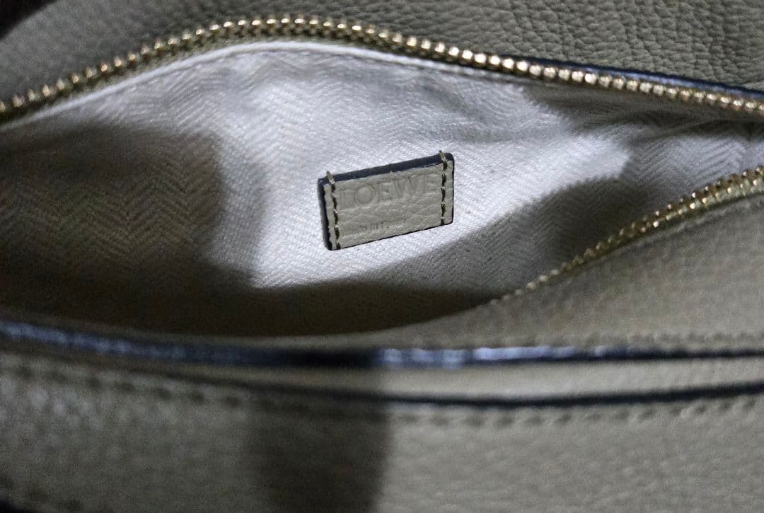 LOEWE パズルバッグ ミニ & モノグラム チャーム