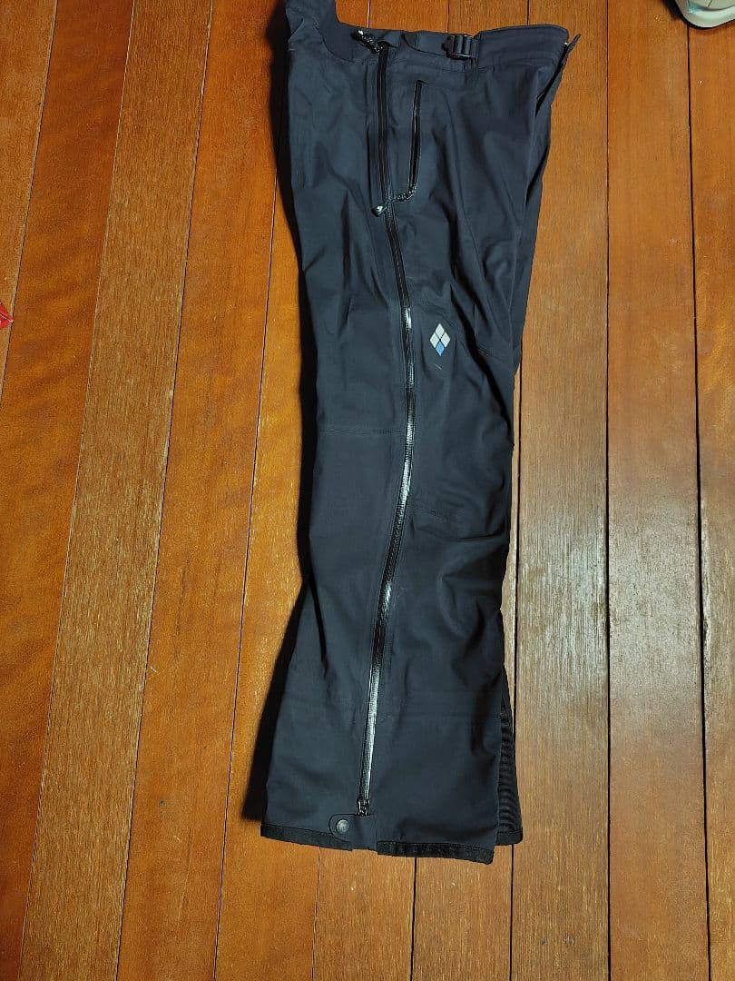 モンベルスキーウェア