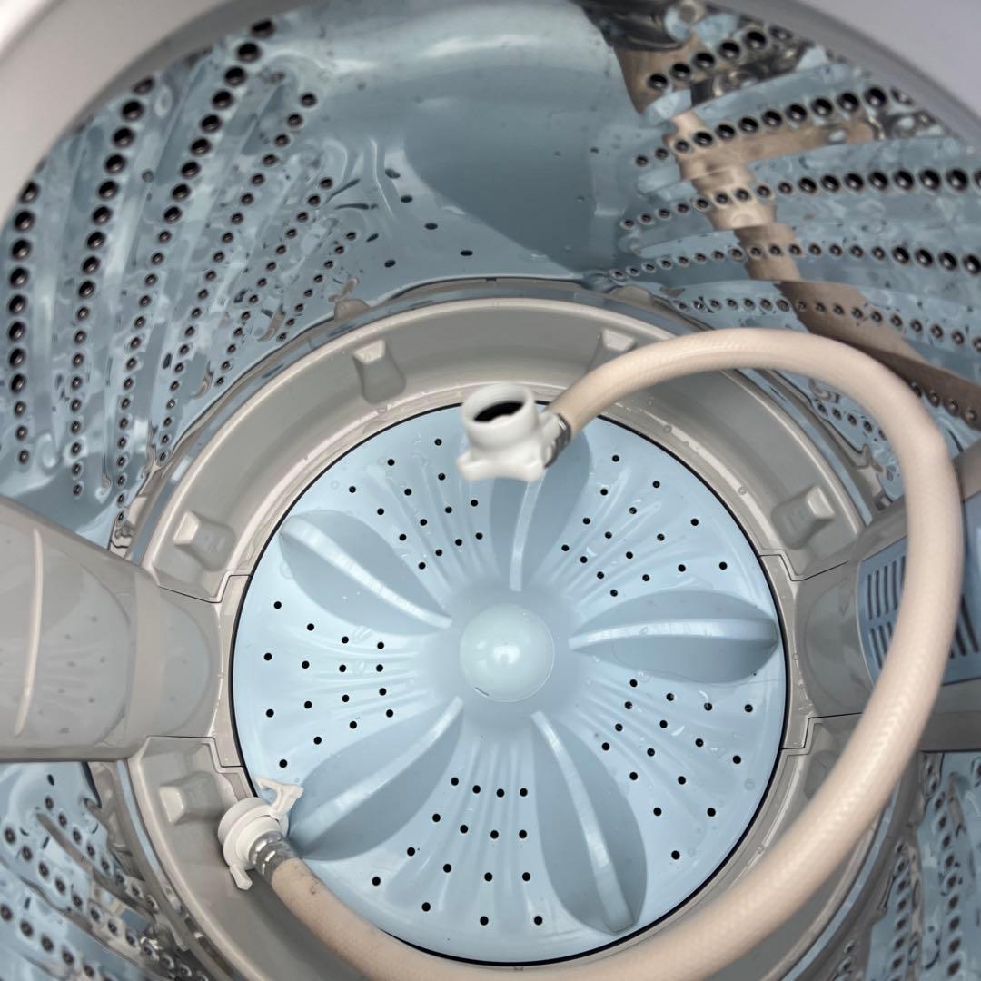 大阪無料配送 Hisense 縦型洗濯機 HW-55E2W 2023年製