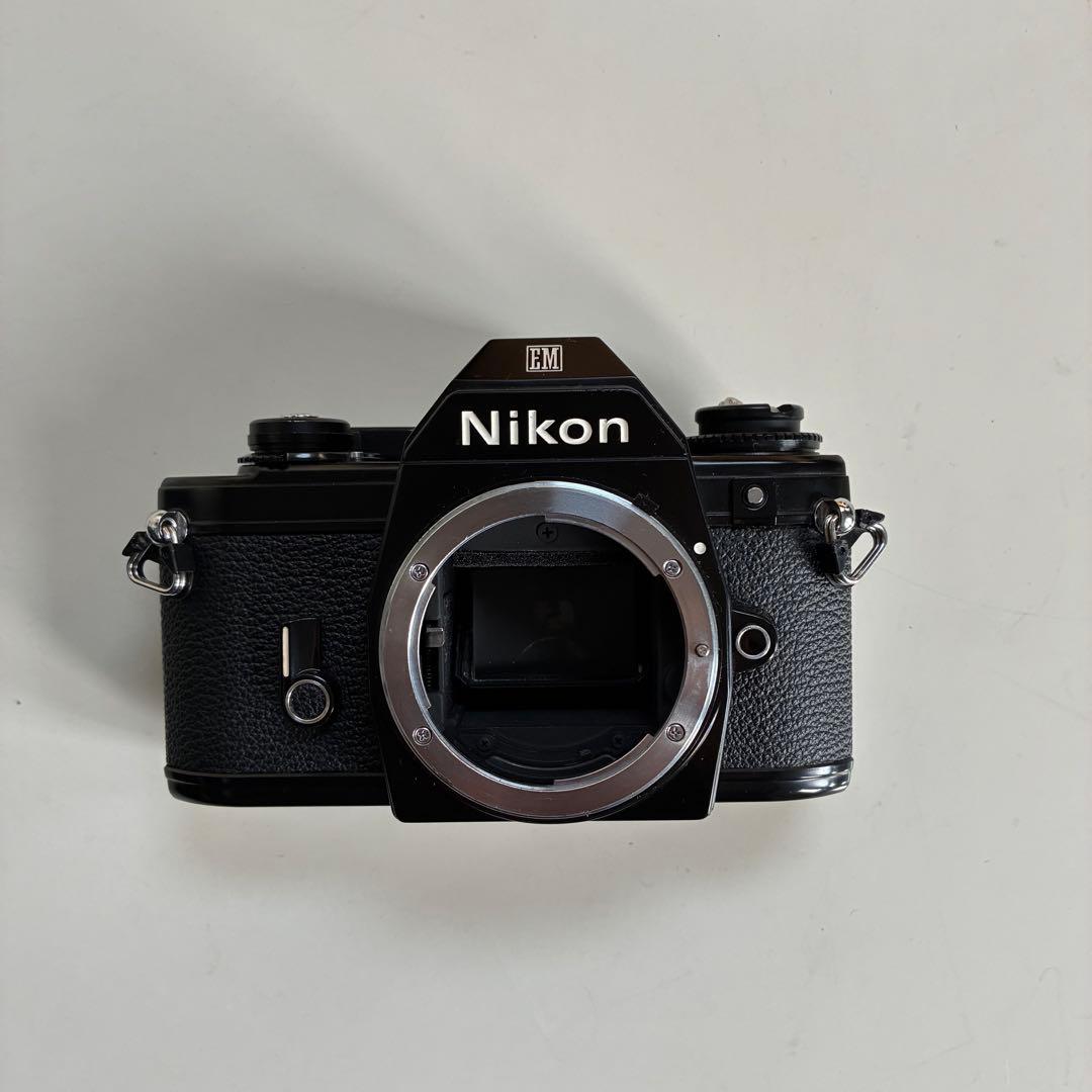 美品◽️Nikon EM 一眼レフカメラ レンズ付き NIKKOR 35-80mm