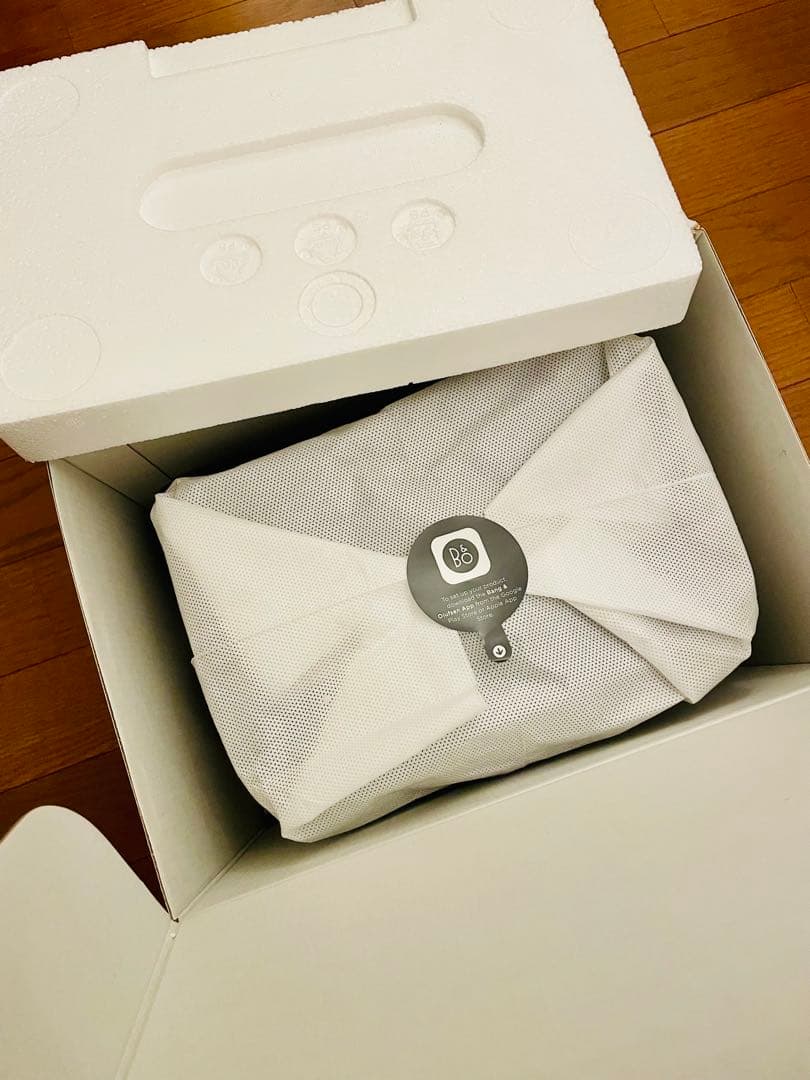 【ジャンク品】 Bang & Olufsen Beolit 20 スピーカー 黒