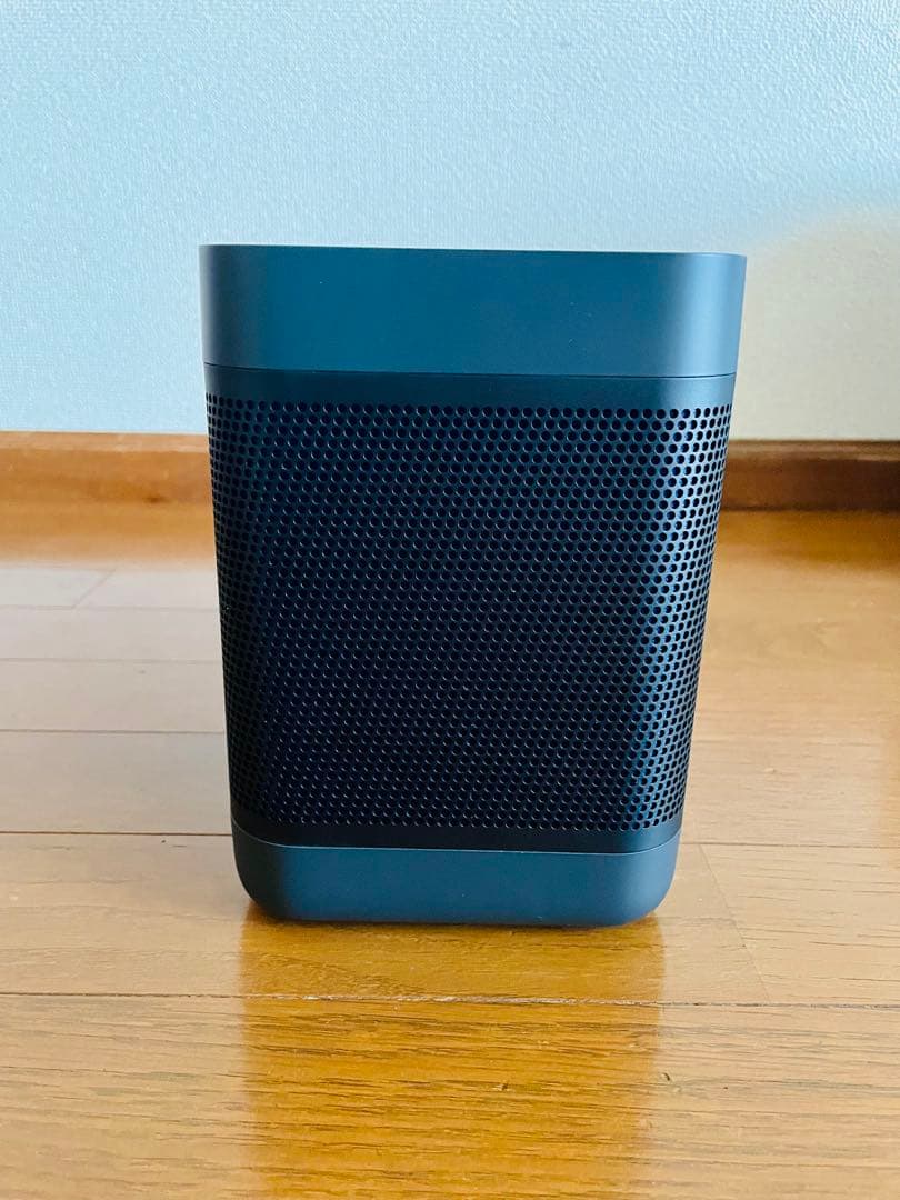 【ジャンク品】 Bang & Olufsen Beolit 20 スピーカー 黒