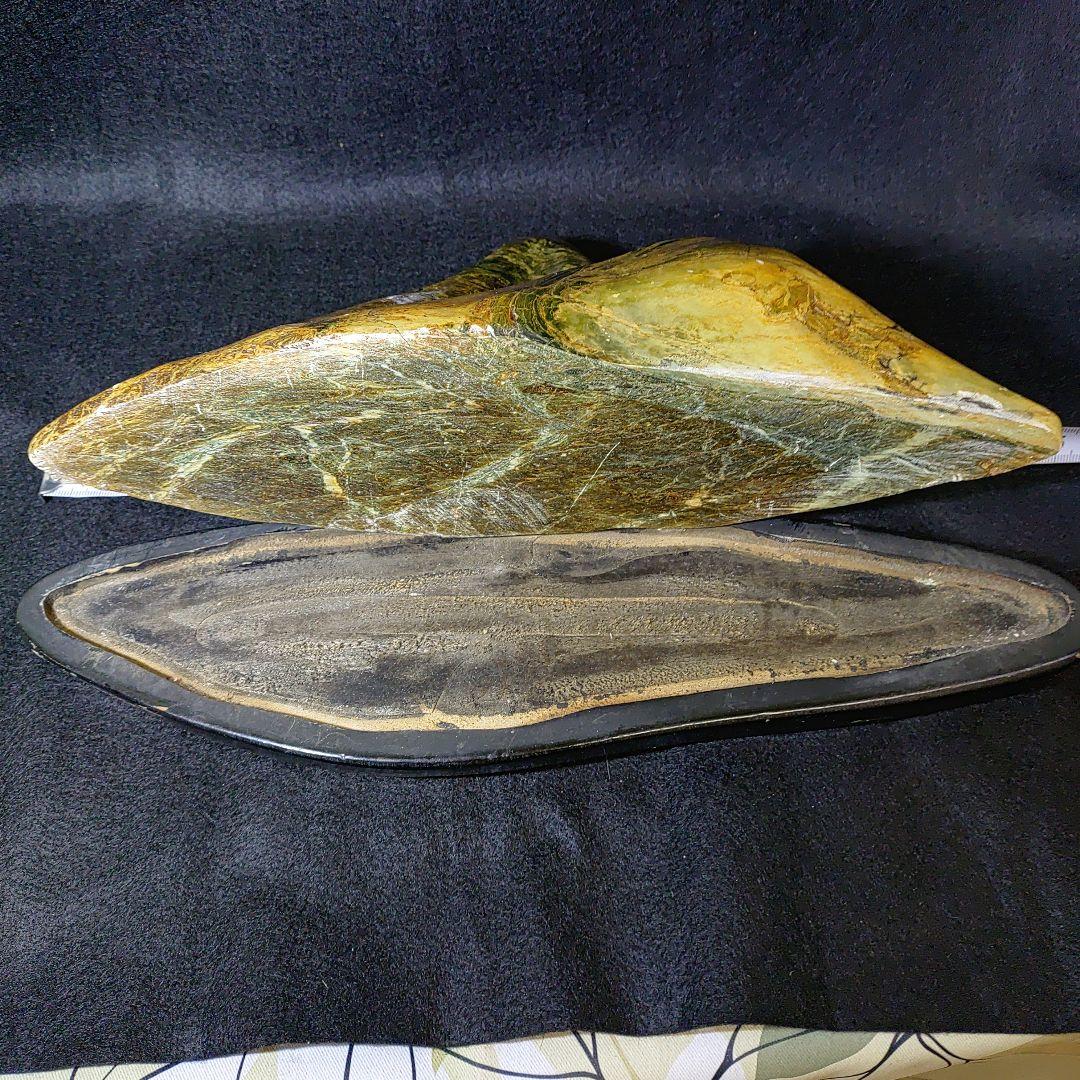 富士山みたいな石　水石