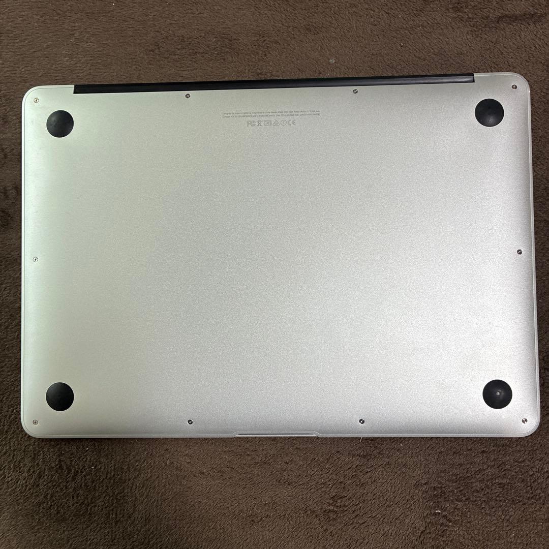 MacBook本体 MacBook Air(13-inch, Early 2015)