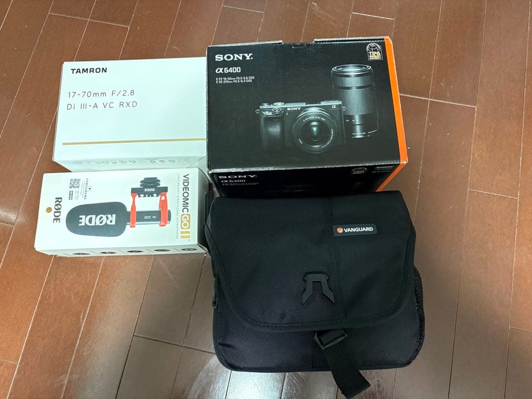 [美品]Sony α6400 ミラーレスカメラ + Tamronレンズセット