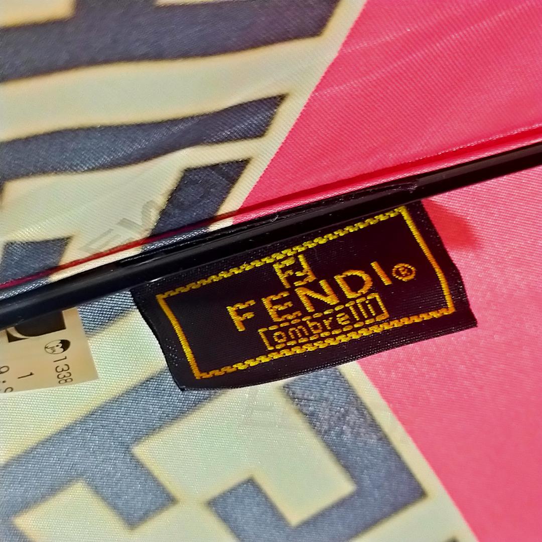 極美品 フェンディ 長傘 ズッカ柄 FF 雨傘 レッド 赤