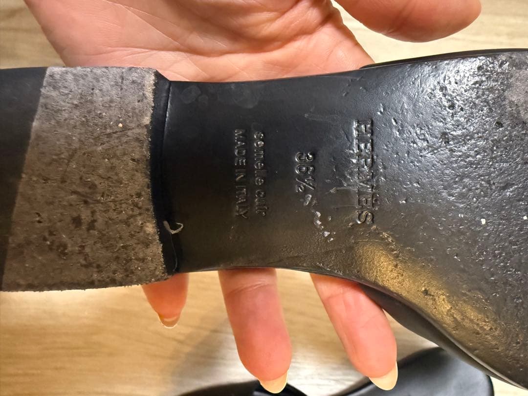 HERMES スタッズ付きサンダル 36.5