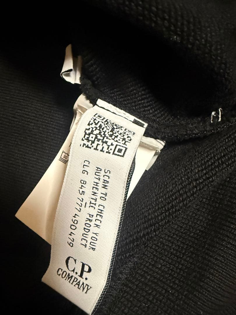 C.P. COMPANY ブラック スウェット美品サイズ