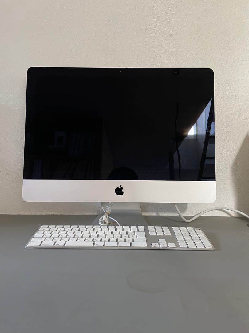 スマホ・タブレット・パソコン iMAC late2013 21.5inch ME086J/A