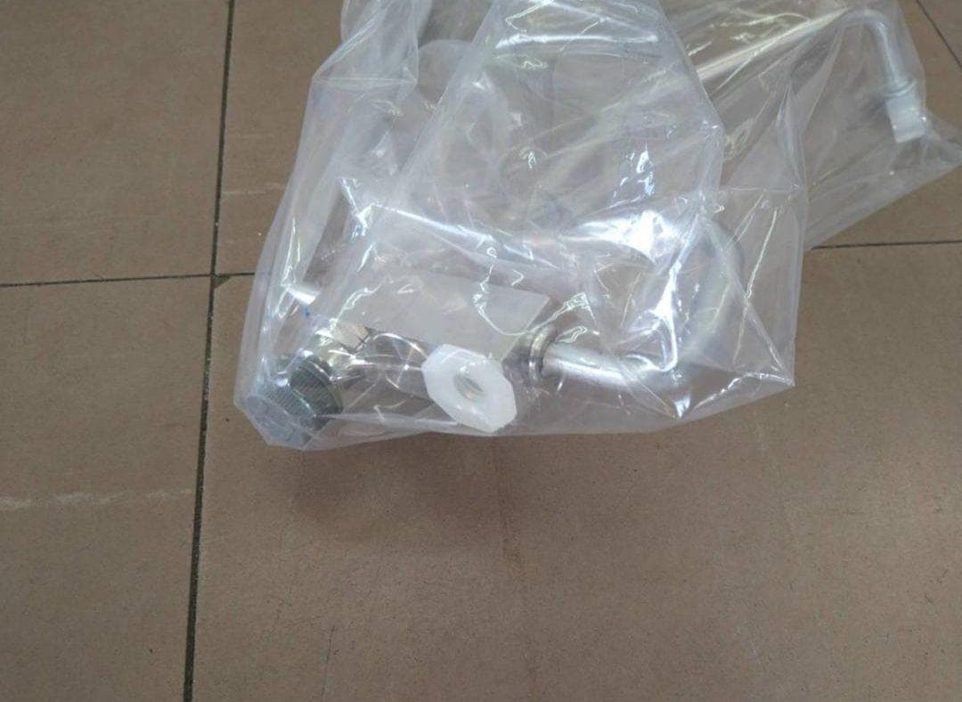 【新品】ダイハツ ハイゼットカーゴ 純正 エアコン リキッドチューブ