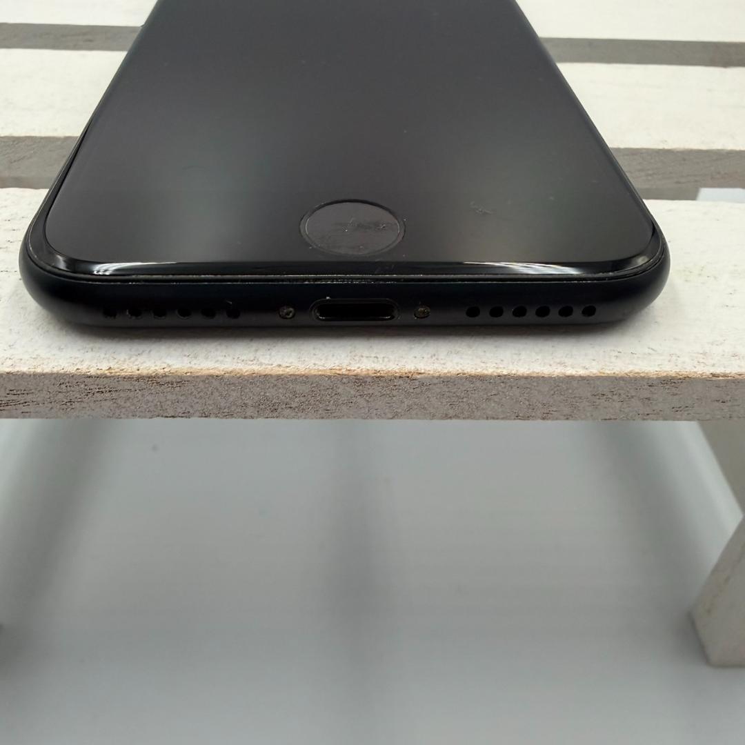 iPhone SE第3世代 64GB ミッドナイト 320