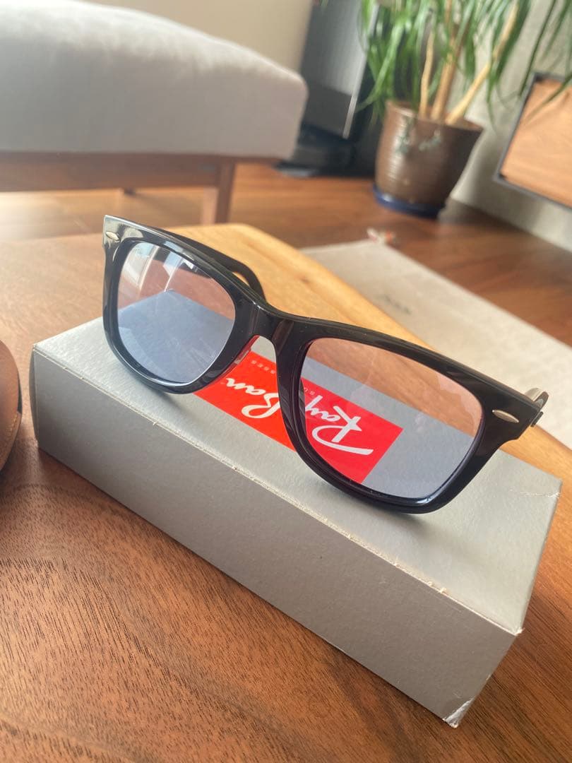 レイバン　ウェイファーラー