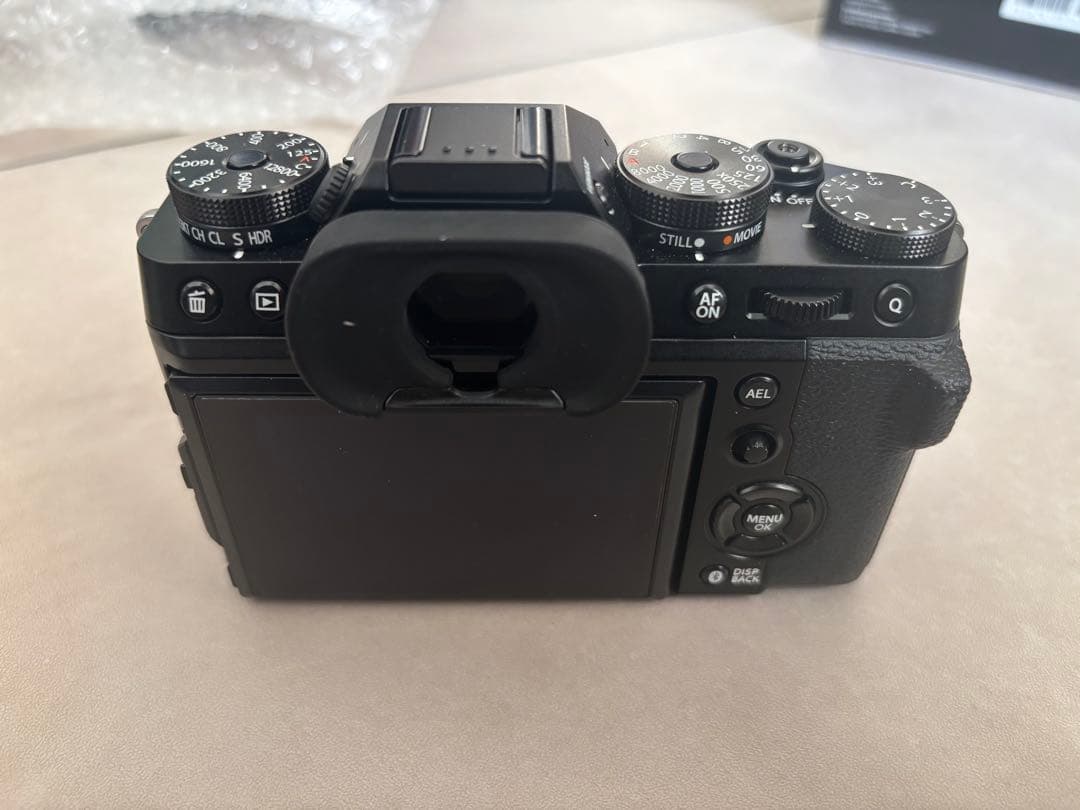 新品同様　FUJIFILM X-T5 ミラーレス一眼カメラ