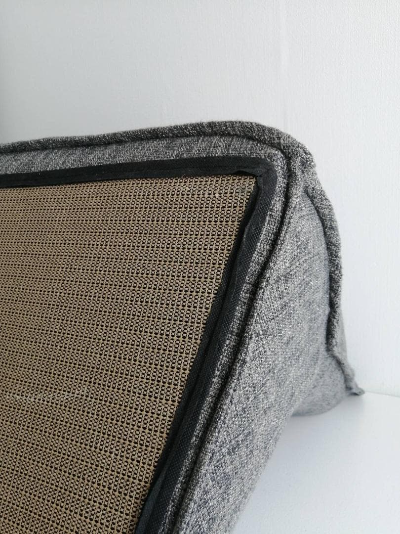 フランス ligne roset リーン・ロゼ クッション グレー