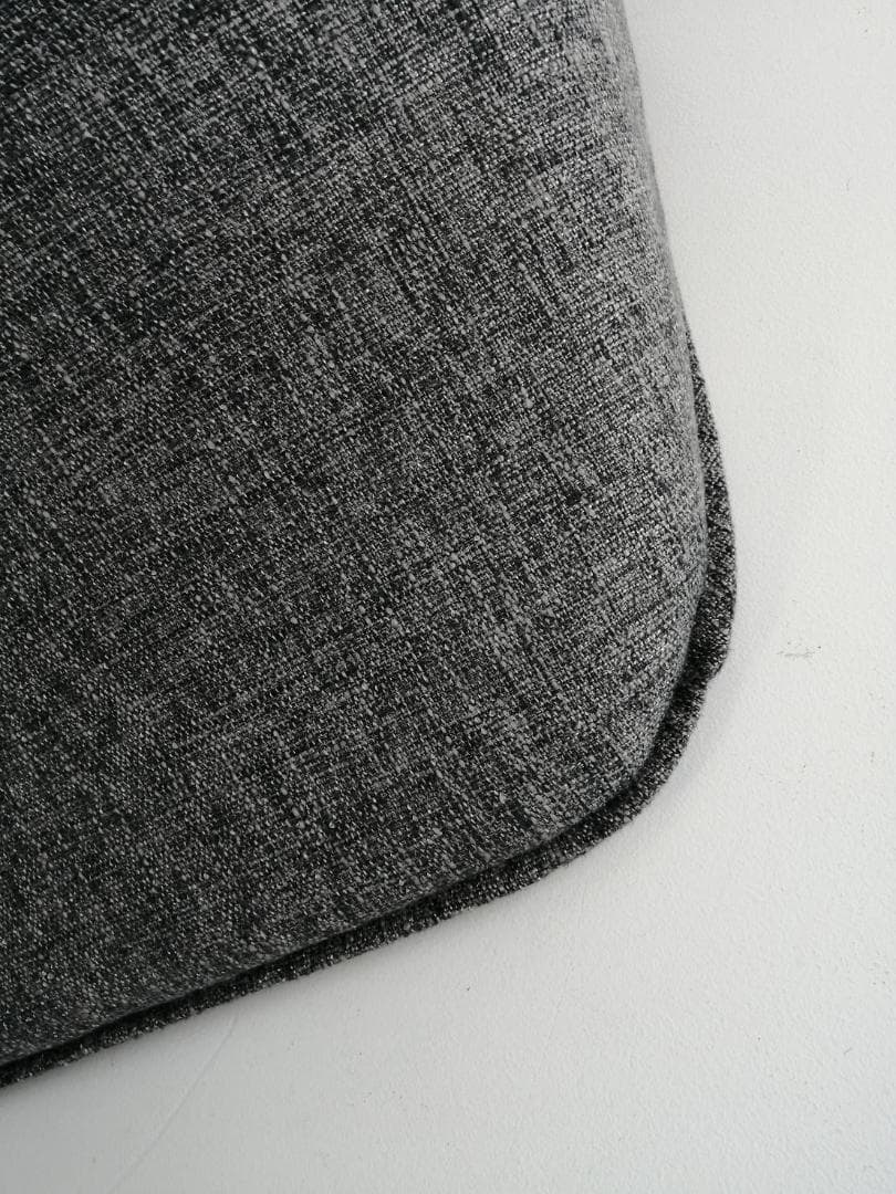 フランス ligne roset リーン・ロゼ クッション グレー