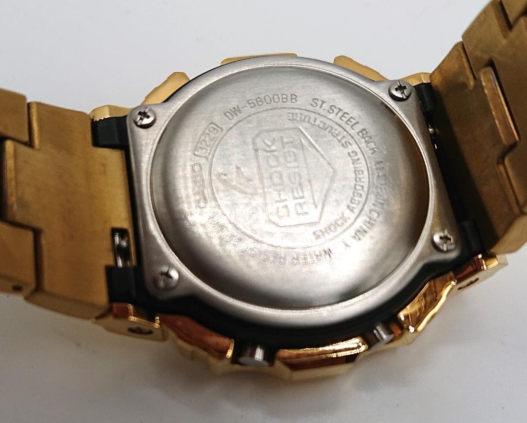 美品CASIO G-SHOCK DW-5600BB ゴールドベゼルクォーツ可動品