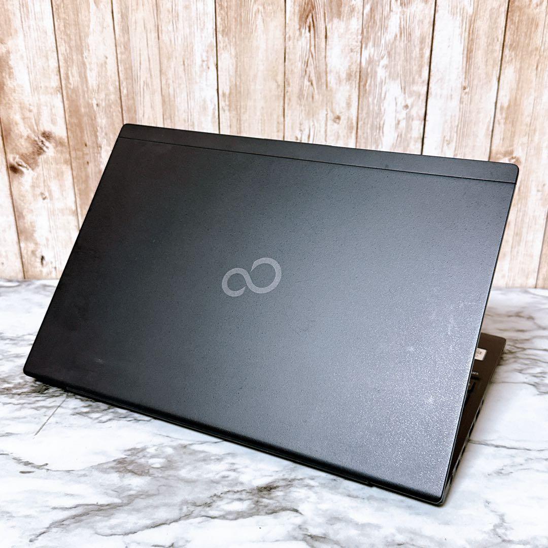 【超美品】すぐ使える軽量パソコン 10世代i5＆爆速SSD/メモリ8GB カメラ