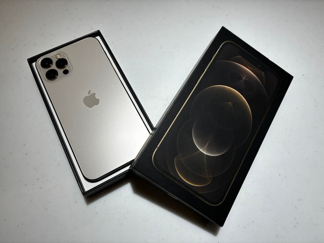 Apple iPhone 12 Pro 256GB ゴールド 本体