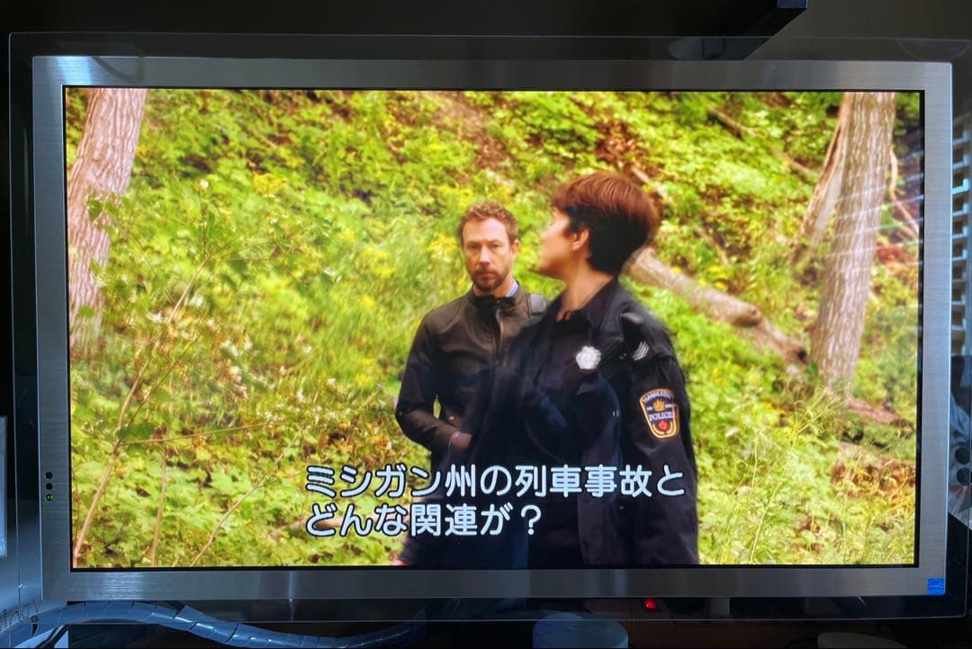 JOLED 国産 有機EL 4k 27型モニター ディスプレイ glancy