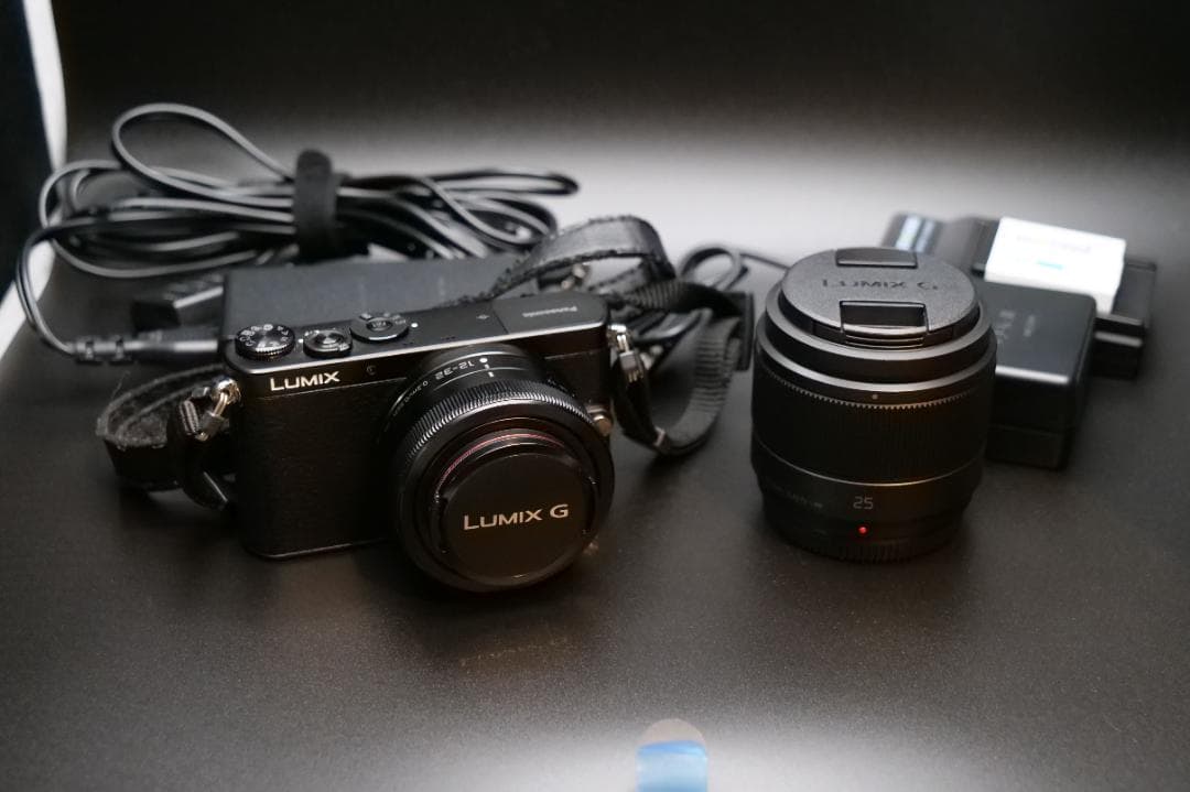 Panasonic lumix DMC-GM1K 25㎜単焦点レンズ 電源セット