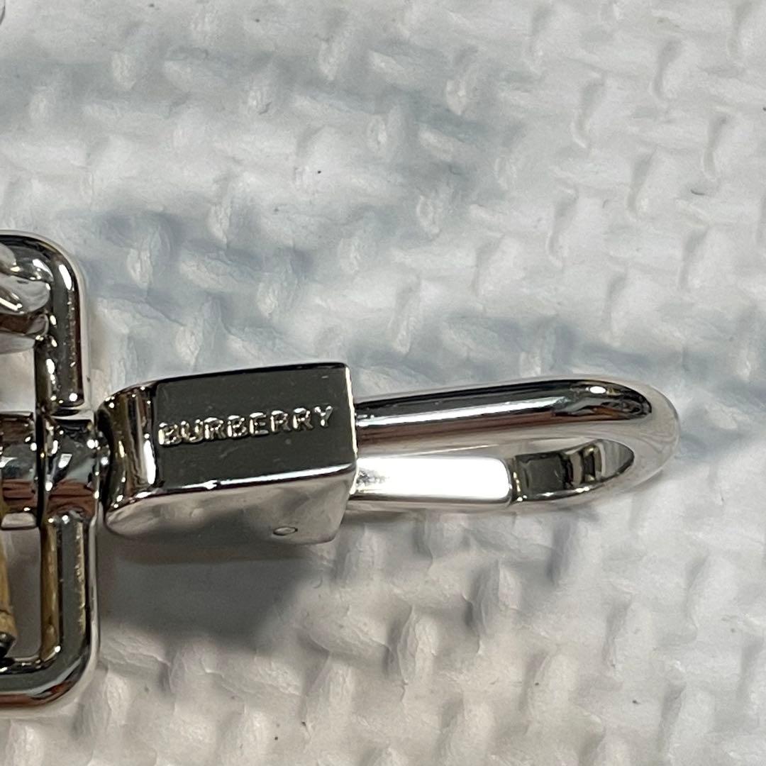 2回使用の極美品 バーバリー ノバチェック TB レザー キーリング ストラップ