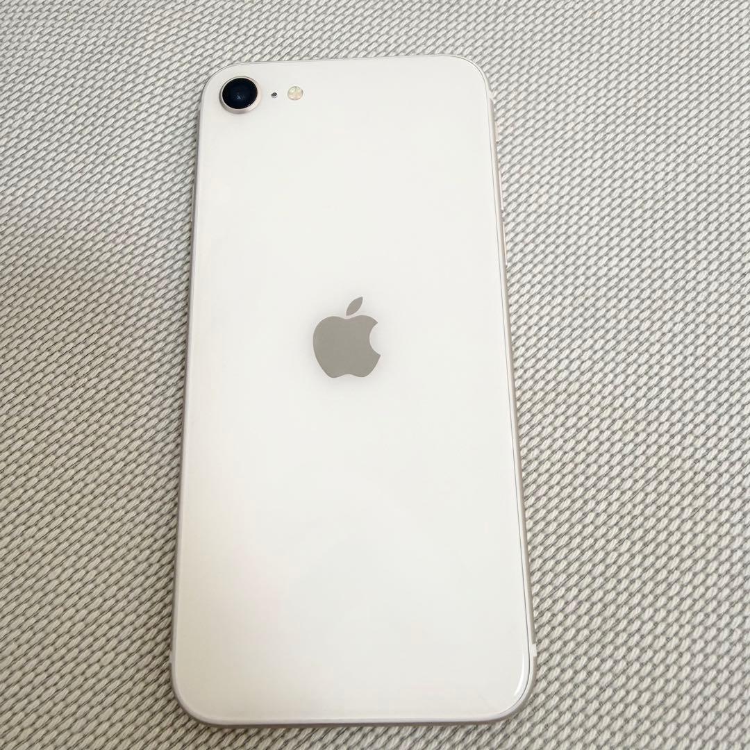 極美品 Apple iPhonese 第3世代 スターライト 256GB