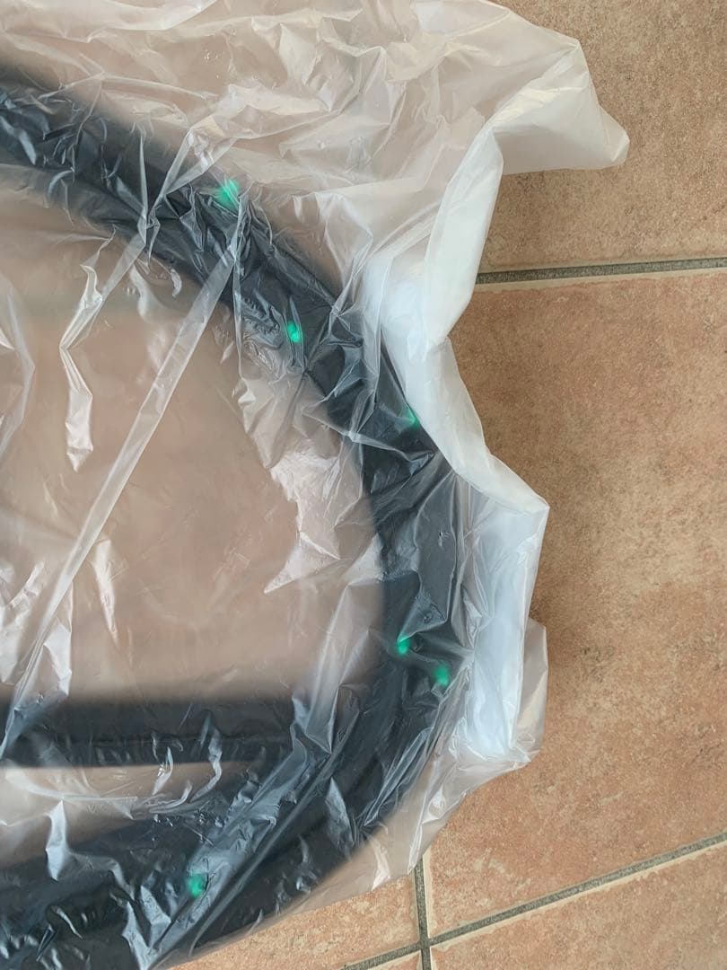 【日産純正品】y60サファリ フロントドアパネル用ウェザーストリップ