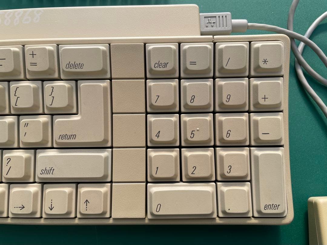 Apple GSキーボード、Macintosh角マウスのセット