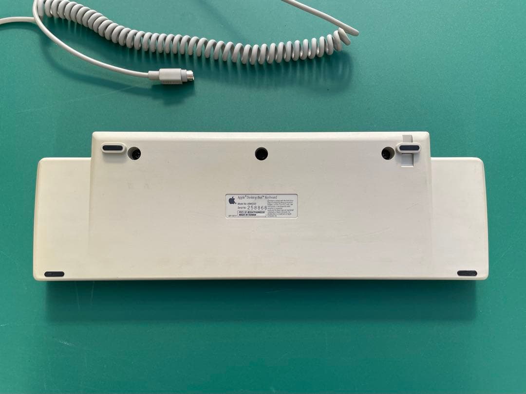 Apple GSキーボード、Macintosh角マウスのセット