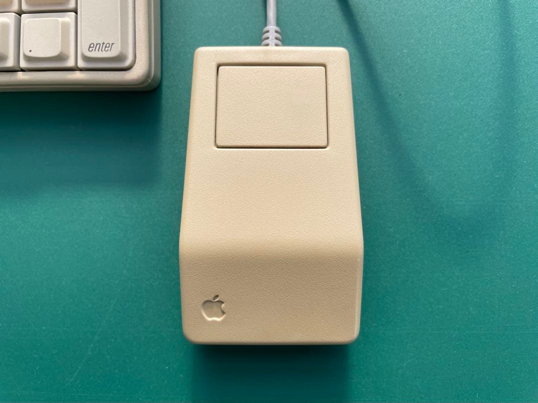 Apple GSキーボード、Macintosh角マウスのセット