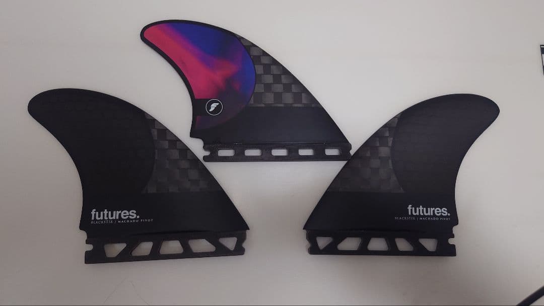 MACHADO PIVOTRob Machd futures ロブマチャド