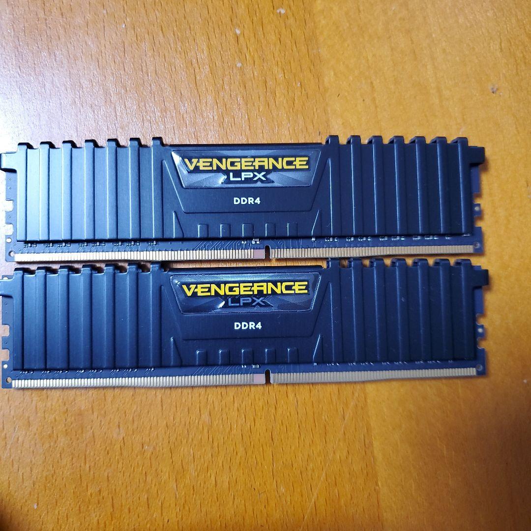 CORSAIR DDR4 16GB　メモリ