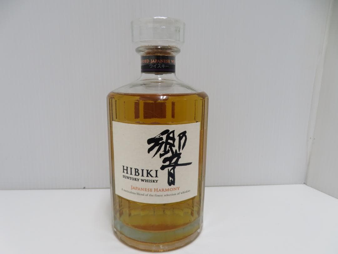 Hibiki　響　サントリー　ジャパニーズハーモニー　未開栓　　　　　　　015