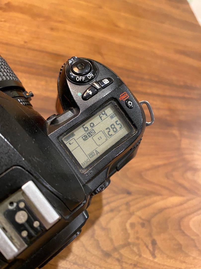 Nikon D100 デジタル一眼　動作品　35-105 マクロ付レンズ