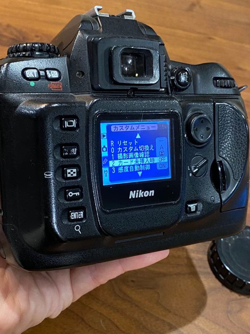 Nikon D100 デジタル一眼　動作品　35-105 マクロ付レンズ
