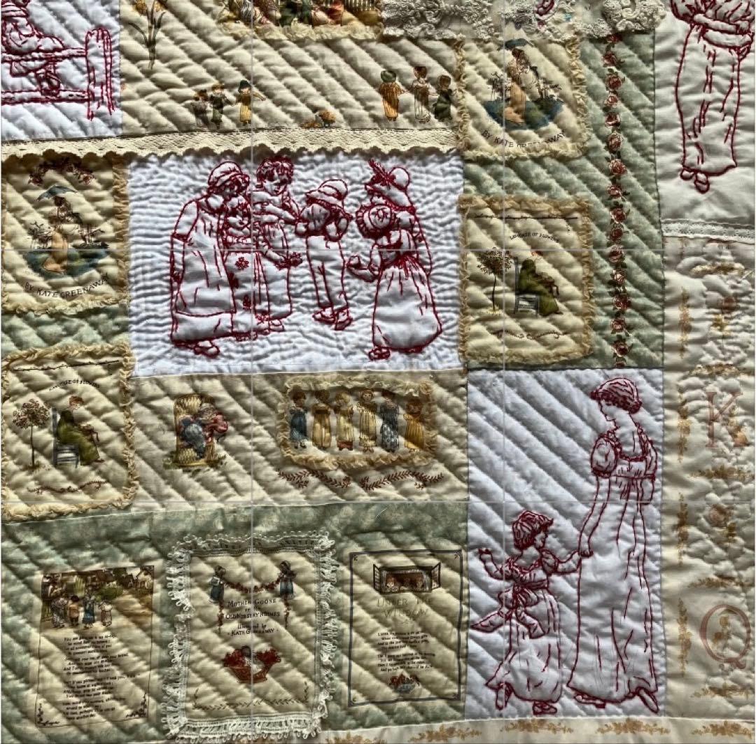ケイトグリーナウェイの図案のレッド刺繍と生地のパッチワークキルトタペストリー