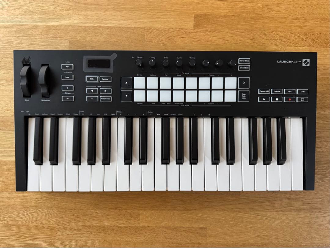 Launchkey 37 Mk3★Novation［ノベーション］★美品