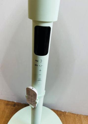 Ｊ【中古品】カキク スタンド型サーキュレーター 音声操作付き