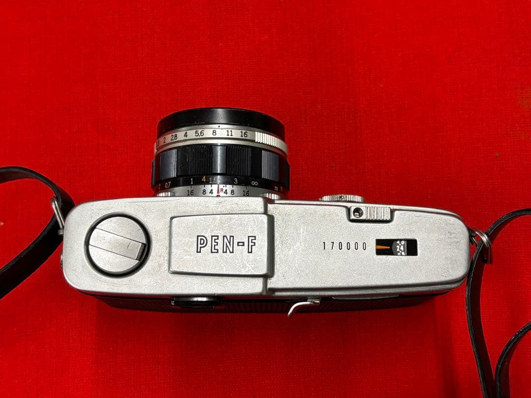 [お宝]OLYMPUS PEN F フィルムカメラ カメラケース付き※値下げ不可
