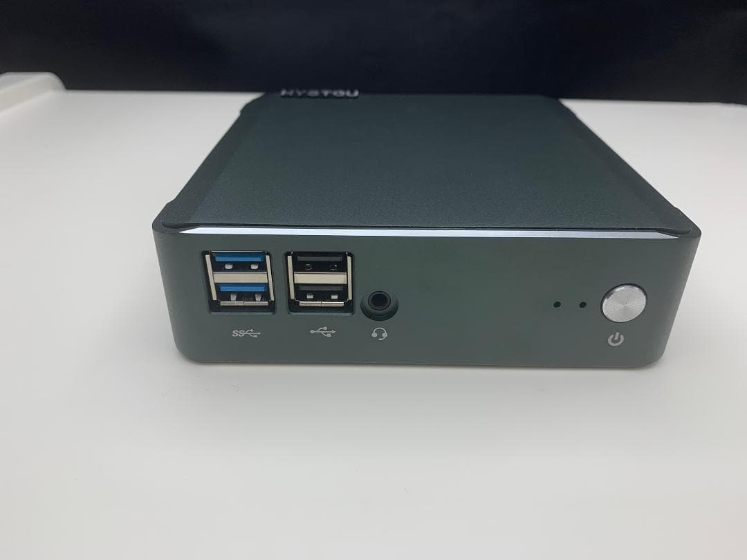 【新品】高速ミニPC Intel Core i5-8265U/8GB DDR4