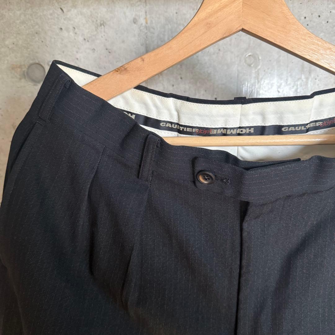 ゴルチエ ストライプ スラックス