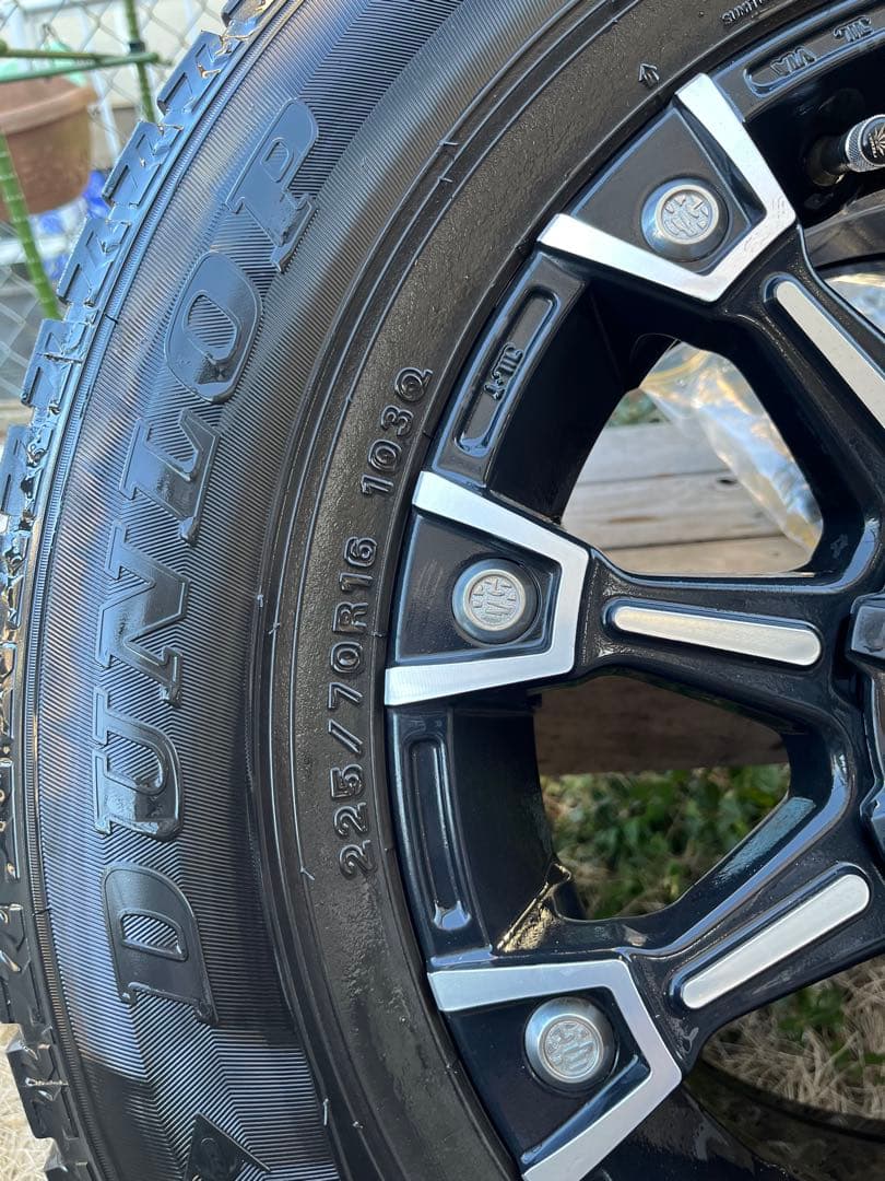 スタッドレスタイヤ　クリムソンMG マーテルギア　モンスター16インチ４本セット