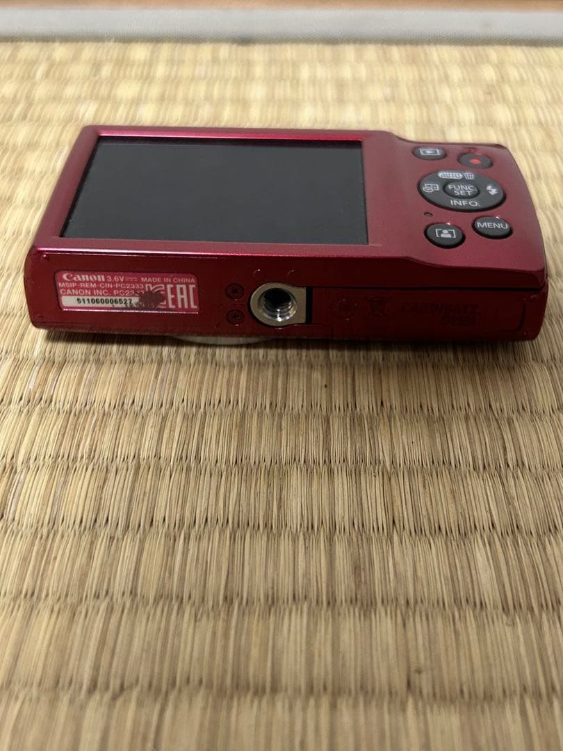 デジカメ　CANON キャノン　デジタルカメラ　PC2333