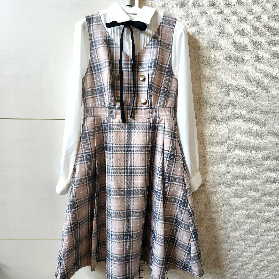 ぽんきちレピピアルマリオ　卒服　2023 ピンクベージュS、Mサイズ靴つき