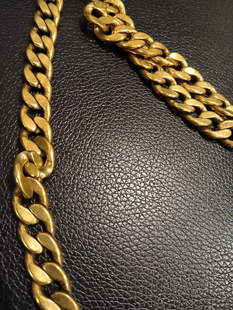 CHANEL チェーンベルト 金色