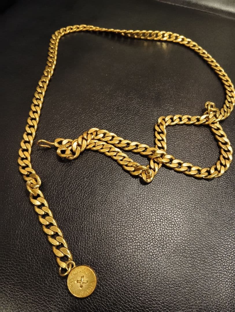 CHANEL チェーンベルト 金色